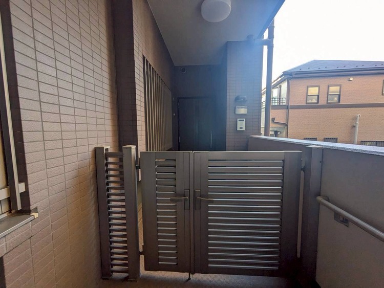 玄関 玄関を開ければ、そこは安らぎのご自宅。