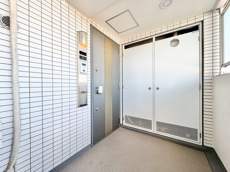 玄関 玄関を開ければ、そこは安らぎのご自宅。