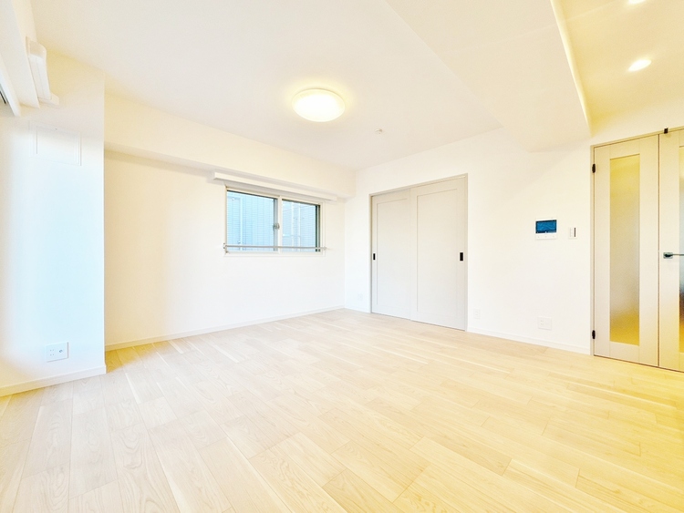 居間 快適に過ごす毎日を求めて、暮らしの中でご自身の「マイホーム」に創り上げてください。