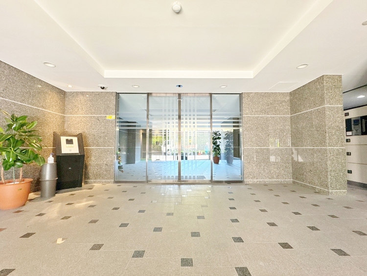 エントランス エントランスは、毎日の行き帰りで使う大事な空間です。