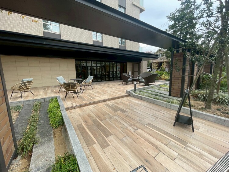 エントランス エントランス内部は、管理が行き届き清潔な共有スペースとなっています。