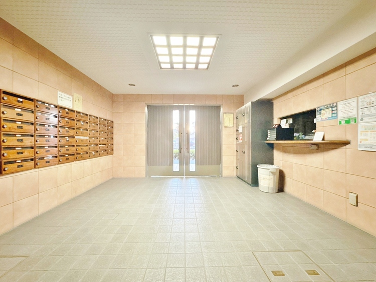 エントランス エントランスは、毎日の行き帰りで使う大事な空間です。