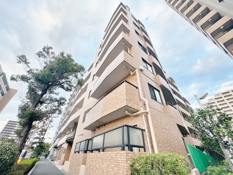 外観 ライフプランニングからローンまで、一貫してご説明させていただきます。お気軽にお問い合わせくださいませ。