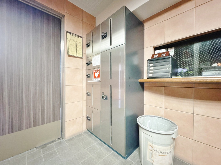 設備 留守時に便利な宅配ボックスを完備。