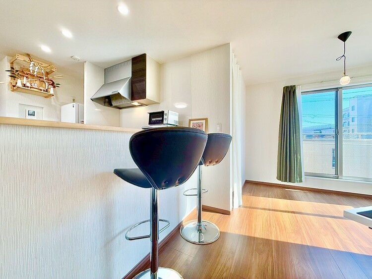 居間 豊かな居住性と、安心感を満たすクオリティが見事に調和した住空間。