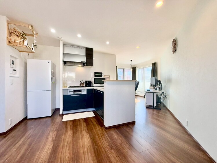 キッチン 洗練されたスタイリッシュなデザイン性と使いやすさを備えた仕様。