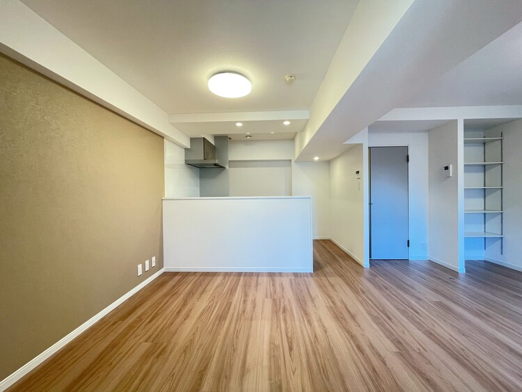 居間 快適に過ごす毎日を求めて、暮らしの中でご自身の「マイホーム」に創り上げてください。