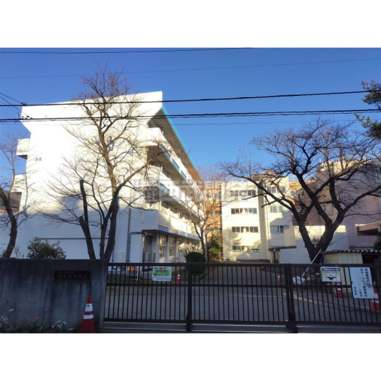 周辺 大井東中学校(約1800m)