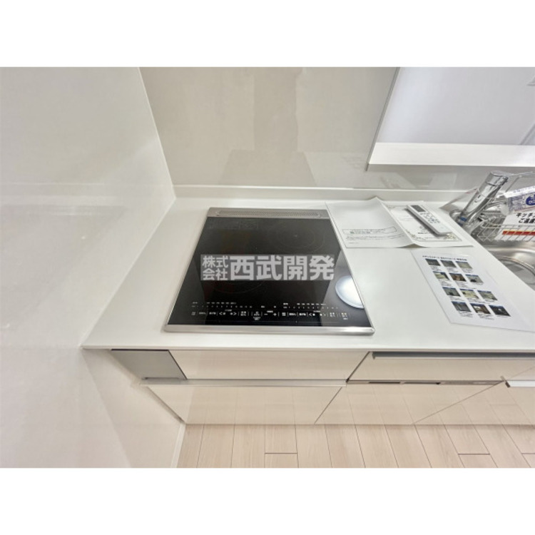 設備 グリル付き３口ガスコンロ