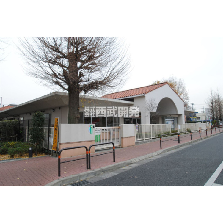 周辺 第四保育園(約830m)