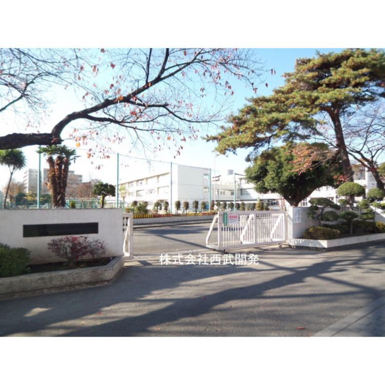 周辺 八坂小学校(約980m)