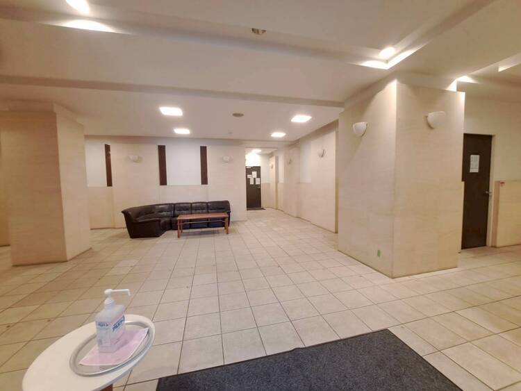 その他 館内は静寂な中が保たれており、管理が行き届いている印象を受けました。