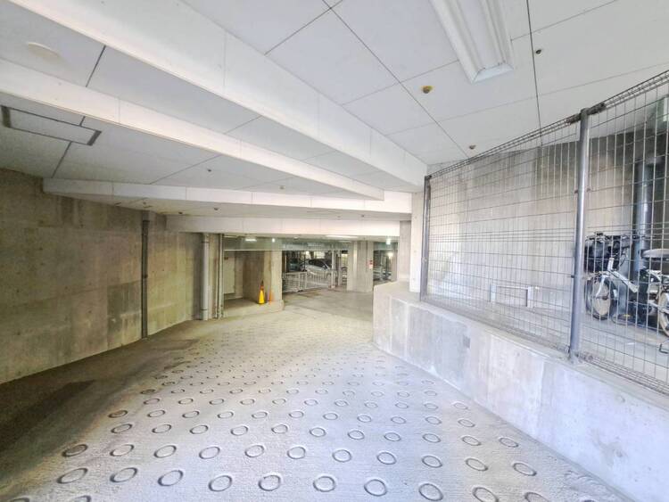 その他 駐車スペースが嬉しいですね。※空き状況は都度ご確認下さい。