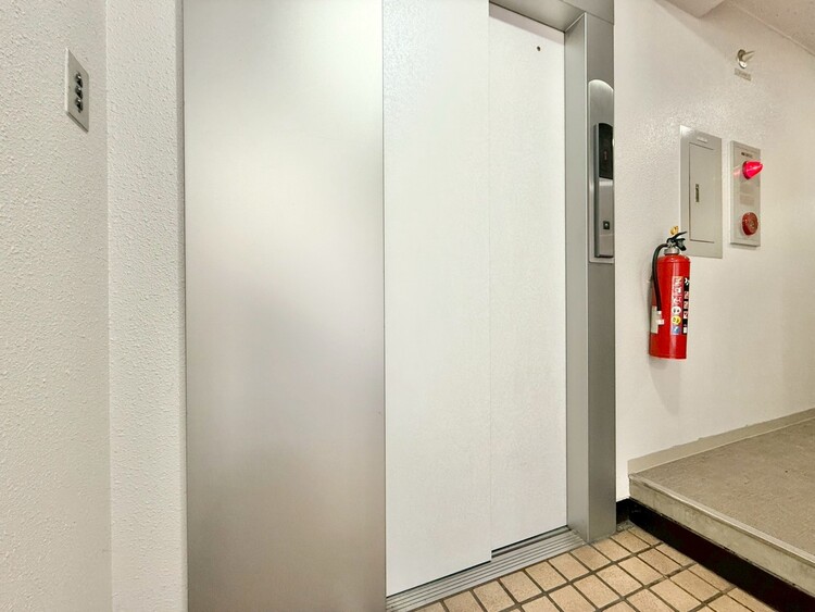 その他 エレベーター完備のため荷物が多くなっても安心。
