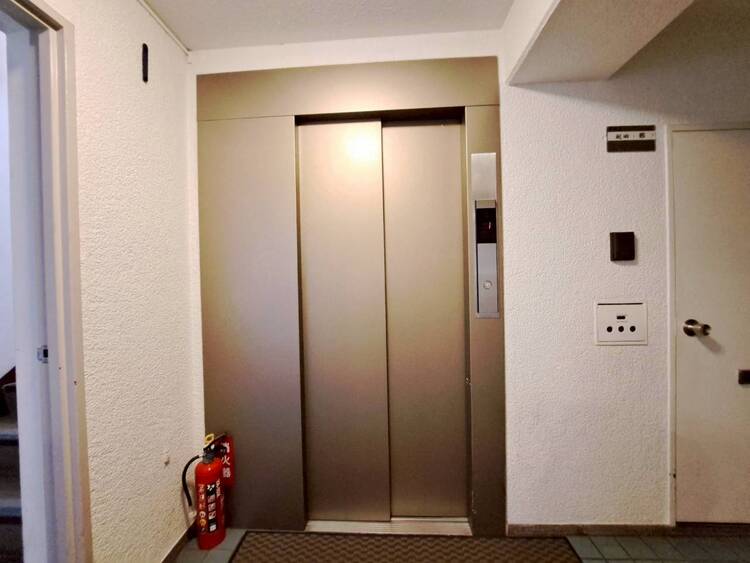 その他 エレベーター完備のため荷物が多くなっても安心。
