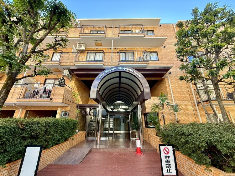 その他 飽きのこないシンプルモダンな外観です。