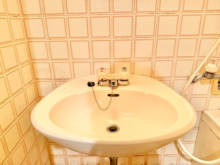 その他 清潔感を感じられる洗面化粧台。