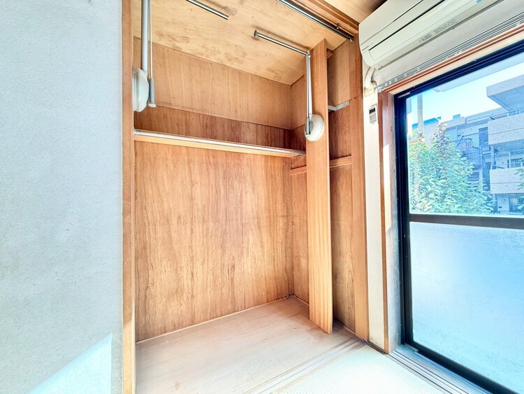 その他 収納スペースが付いていて、お部屋を広く使っていただけます。