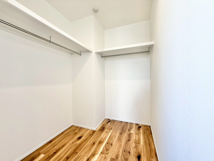 その他 収納スペースが付いていて、お部屋を広く使っていただけます。