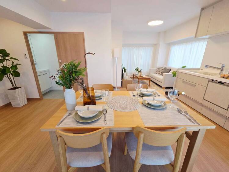 内装 シンプルな内装と偏り過ぎないデザインで統一しました。