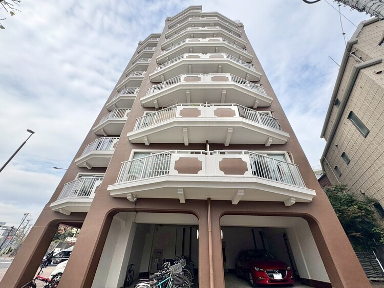 その他 十分な広さの脱衣所。