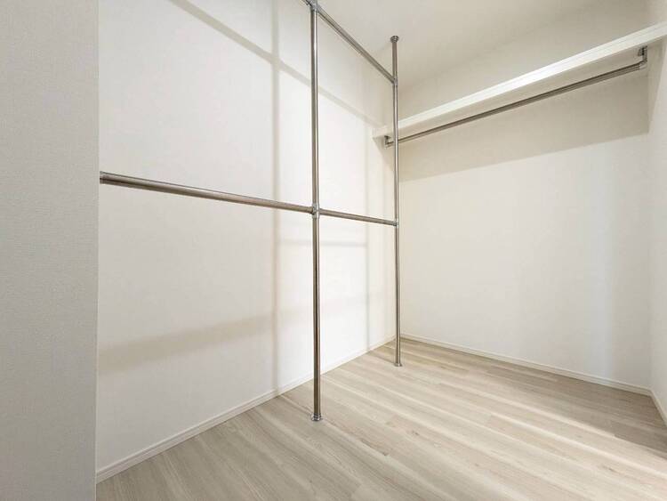 その他 収納スペースが付いていて、お部屋を広く使っていただけます。