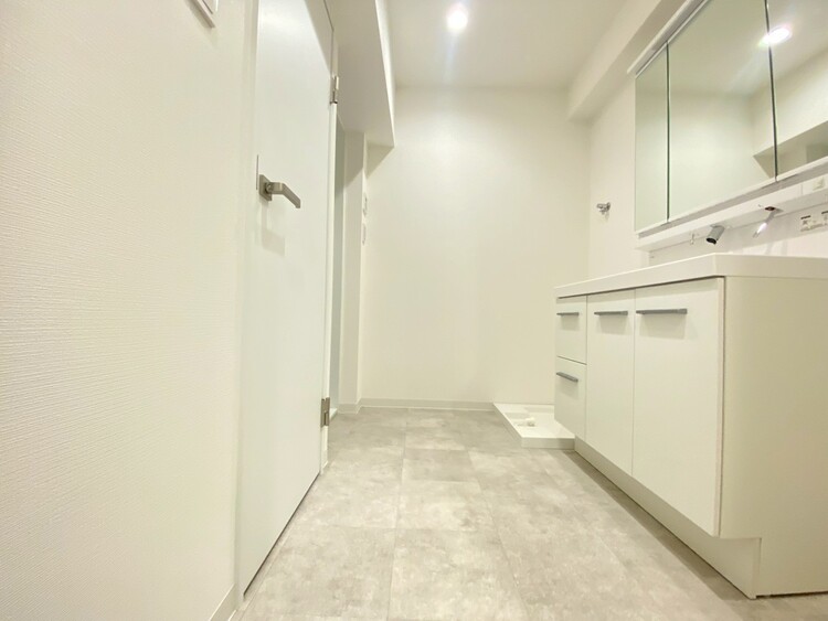 洗面 十分な広さの脱衣所。