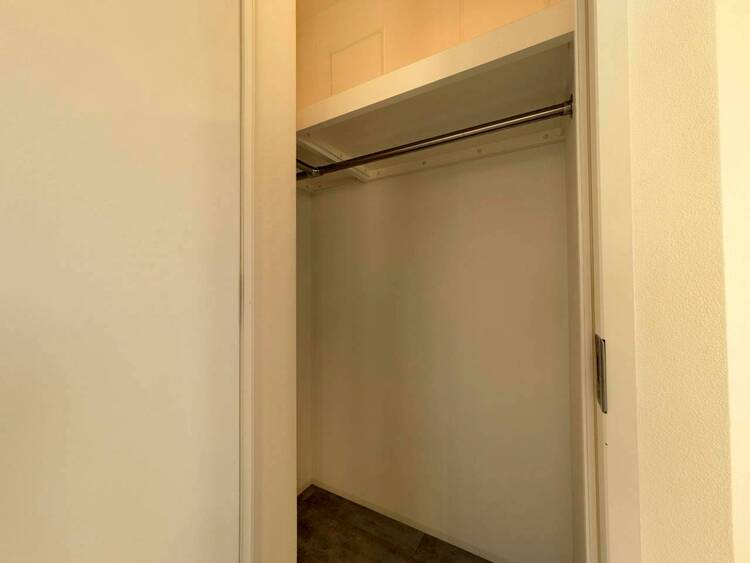 その他 収納スペースが付いていて、お部屋を広く使っていただけます。