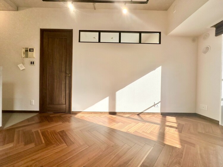 その他 シンプルな内装と偏り過ぎないデザインで統一しました。