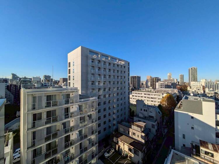 その他 眺望や窓からの景色が良いと、家で過ごす時間も快適です。