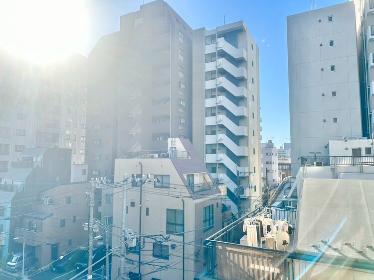 その他 眺望や窓からの景色が良いと、家で過ごす時間も快適です。