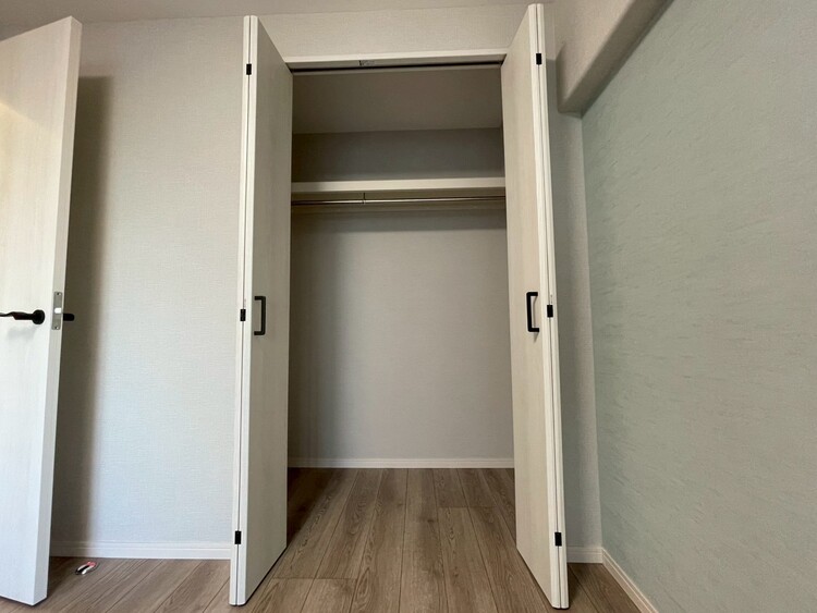 その他 収納スペースが付いていて、お部屋を広く使っていただけます。