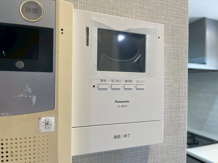 その他 誰が来てもわかる様にモニター付きインターホンを設置。