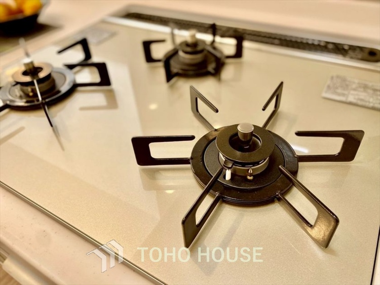 キッチン 【KITCHEN】◆家族のおはよう◆の声を笑顔で迎えてあげられるシステムキッチン。朝ごはんが楽しみでちょっと早起きしたくなるんです。