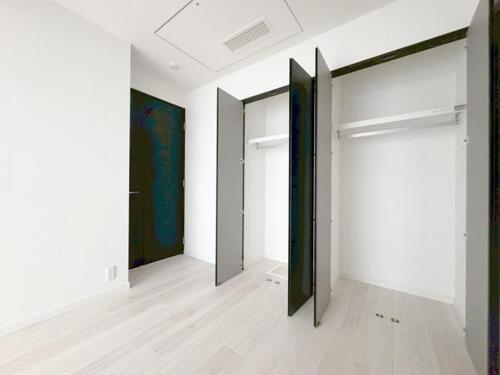 M.M.TOWERS FORESIS R棟の物件画像