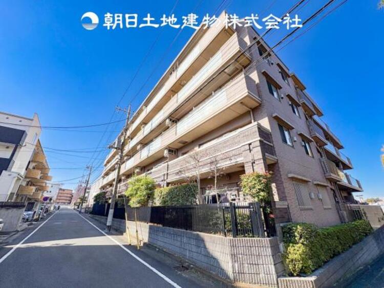 外観 中を見たい方は、居住中ですので前もってのご連絡をお待ちしております。