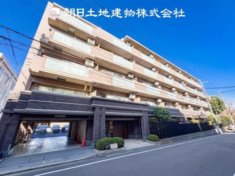 外観 中を見たい方は、居住中ですので前もってのご連絡をお待ちしております。