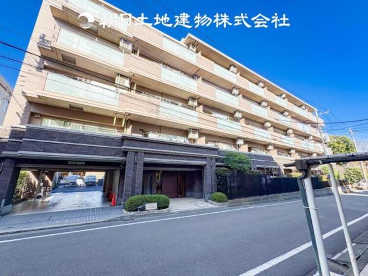 外観 中を見たい方は、居住中ですので前もってのご連絡をお待ちしております。