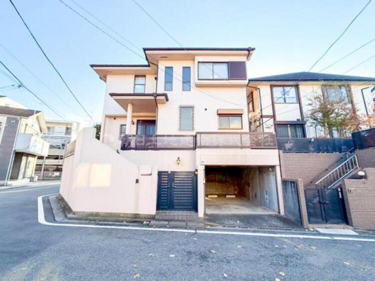 外観 開放感があり日当りも良好です！目の前に広がる開放感とゆとり。暮らしの夢を育む住まいがここにあります！