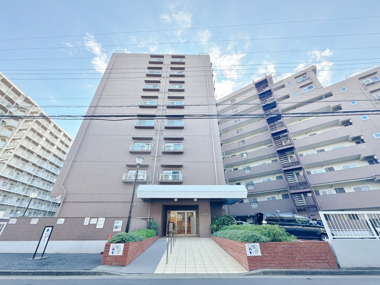 外観 資料には掲載していない情報が、現地にはたくさんあります。是非一度、現地をご確認ください。