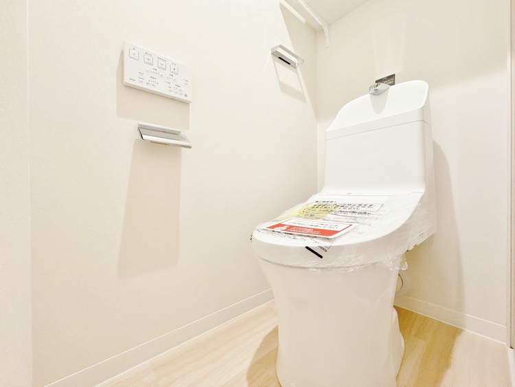 トイレ 暮らしの中のさりげないひとときの快適さにも、こだわりを、持って設備を配しております。