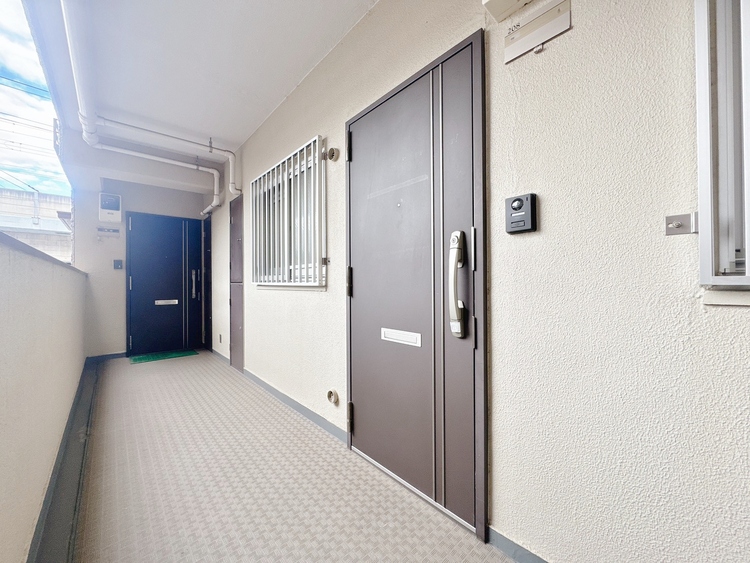 玄関 玄関を開ければ、そこは安らぎのご自宅。