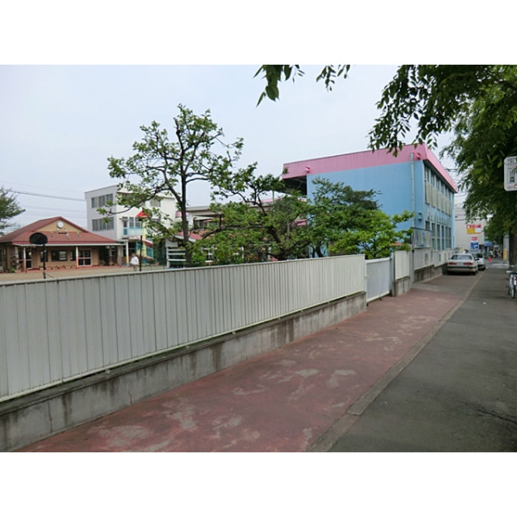 周辺 小手指幼稚園(約400m)