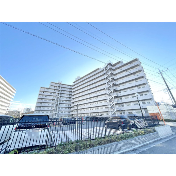 外観 新所沢駅徒歩7分の好立地/リフォーム済みにつき内覧予約受付中です。