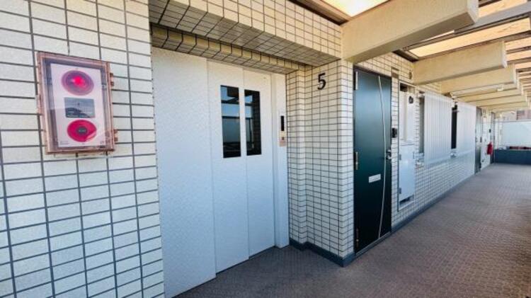 その他 エレベーター