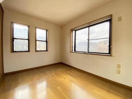 港北区新吉田東1丁目　中古一戸建ての物件画像