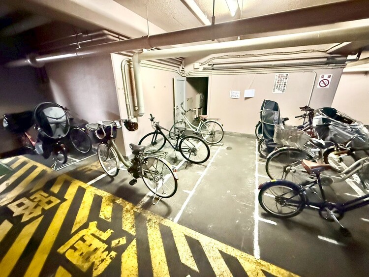 その他 駐輪場も綺麗に整頓されています。※空き状況は都度ご確認下さい。