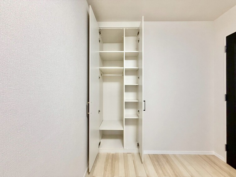 その他 家電やスーツケース、ストック品など何でも片付く嬉しい空間です。