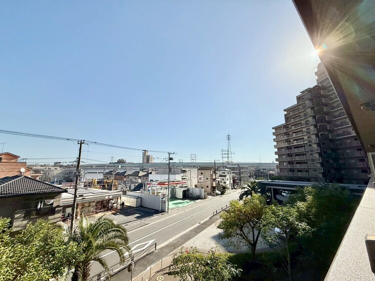 その他 眺望や窓からの景色が良いと、家で過ごす時間も快適です。