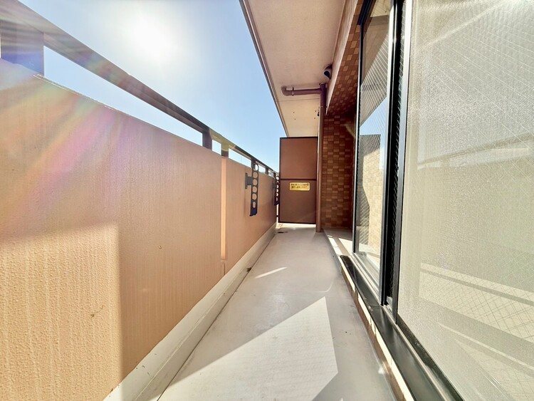 その他 朝の澄んだ空気や、夕方に吹く清々しい風を感じられるバルコニー。